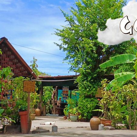 Gecko Guesthouse Pantai Cenang  Eksteriør bilde