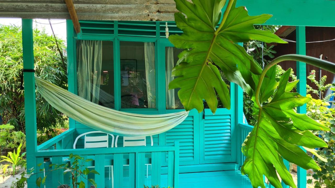 Gecko Guesthouse Pantai Cenang  Eksteriør bilde