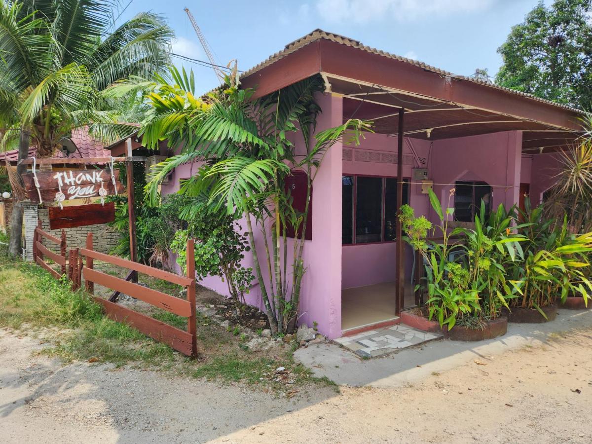 Gecko Guesthouse Pantai Cenang  Eksteriør bilde