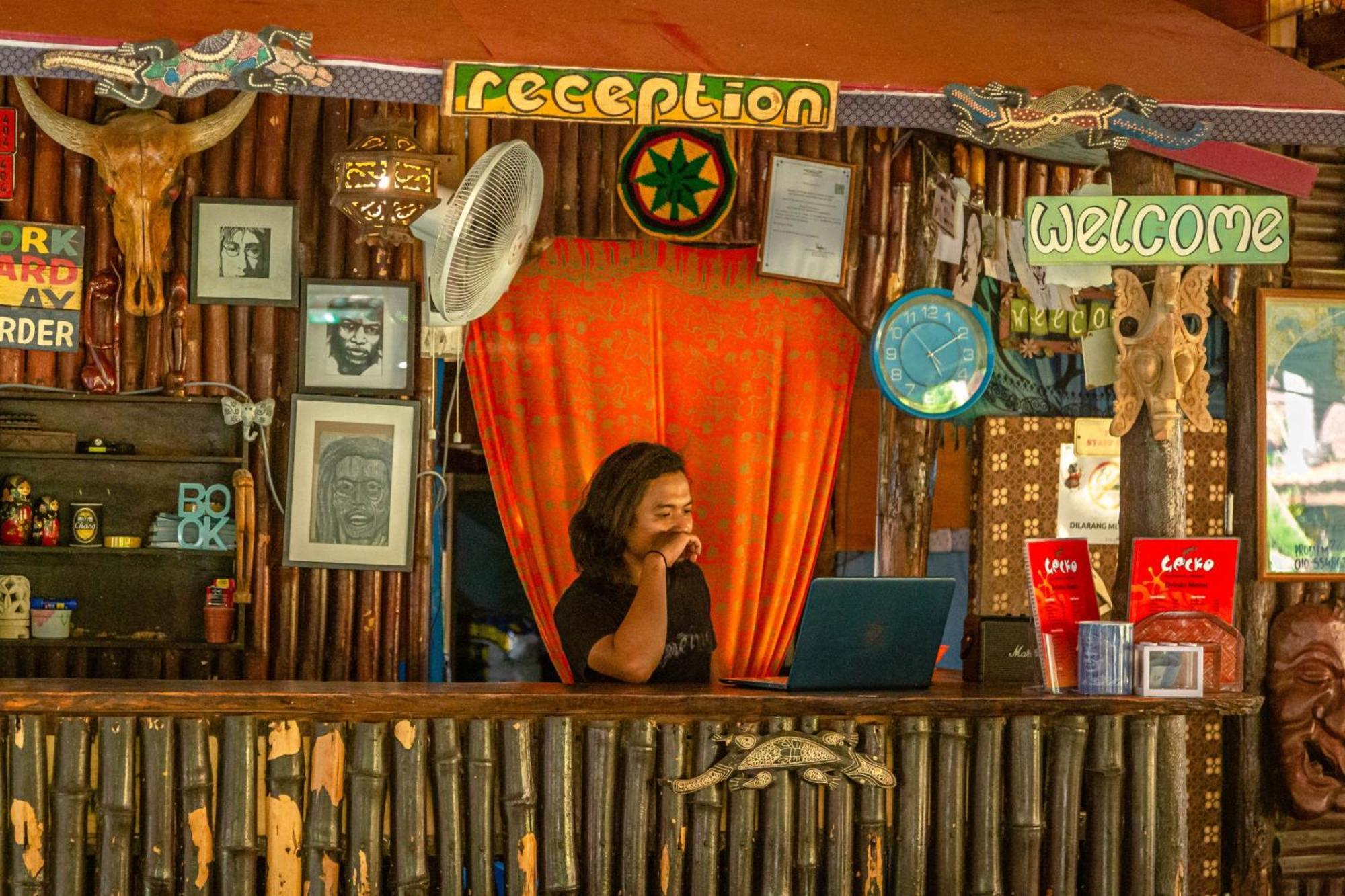 Gecko Guesthouse Pantai Cenang  Eksteriør bilde