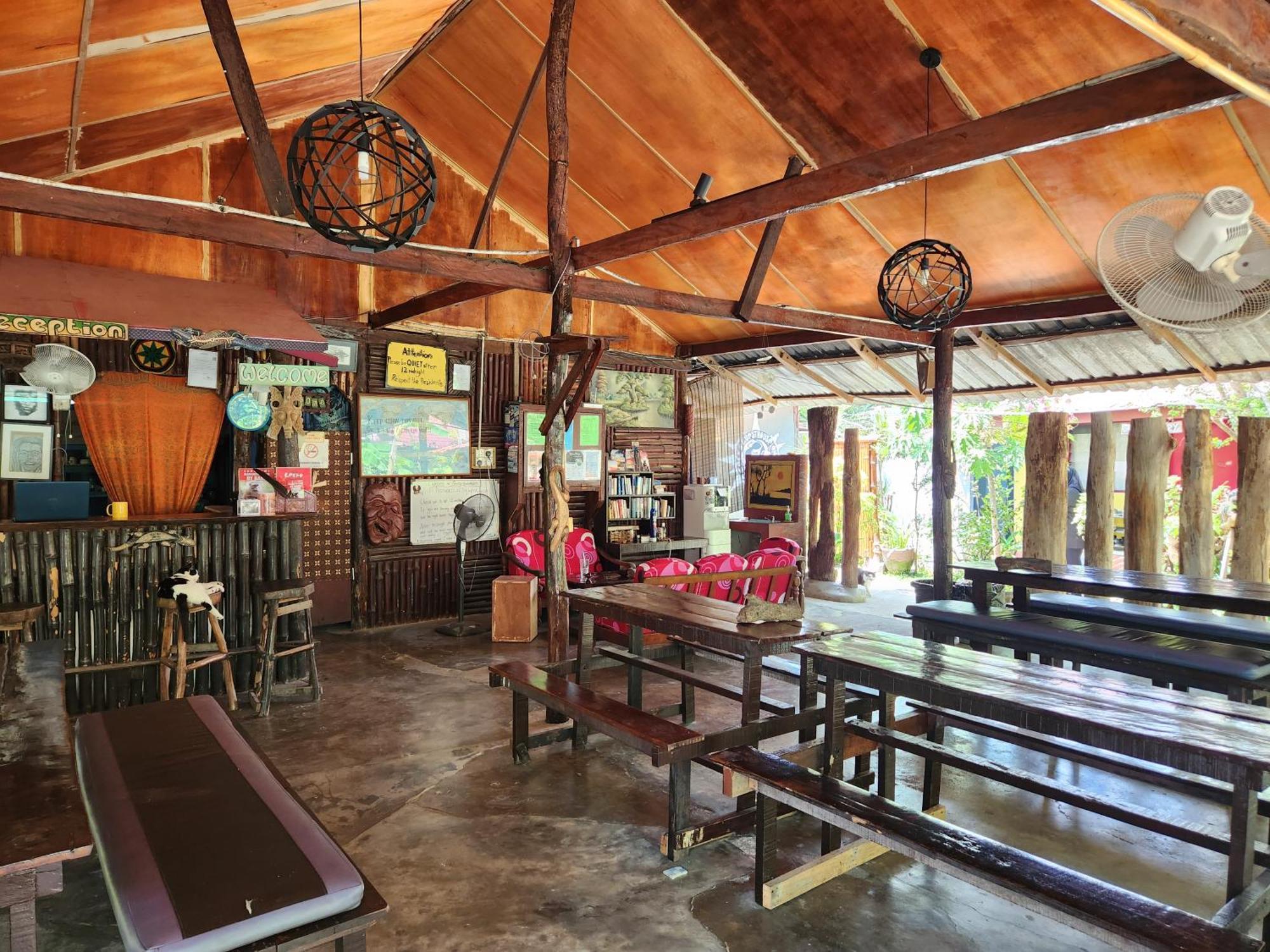 Gecko Guesthouse Pantai Cenang  Eksteriør bilde