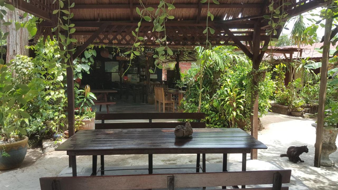 Gecko Guesthouse Pantai Cenang  Eksteriør bilde